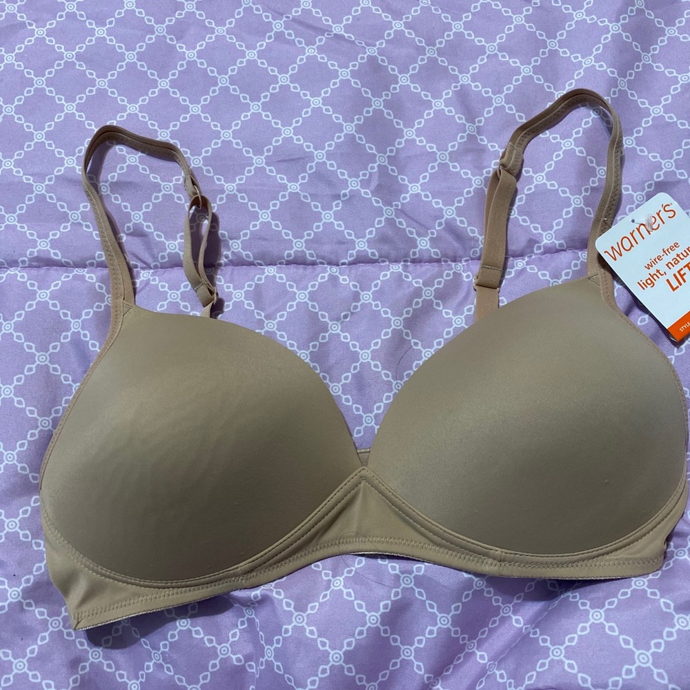 Warner’s 36B Bra NWT